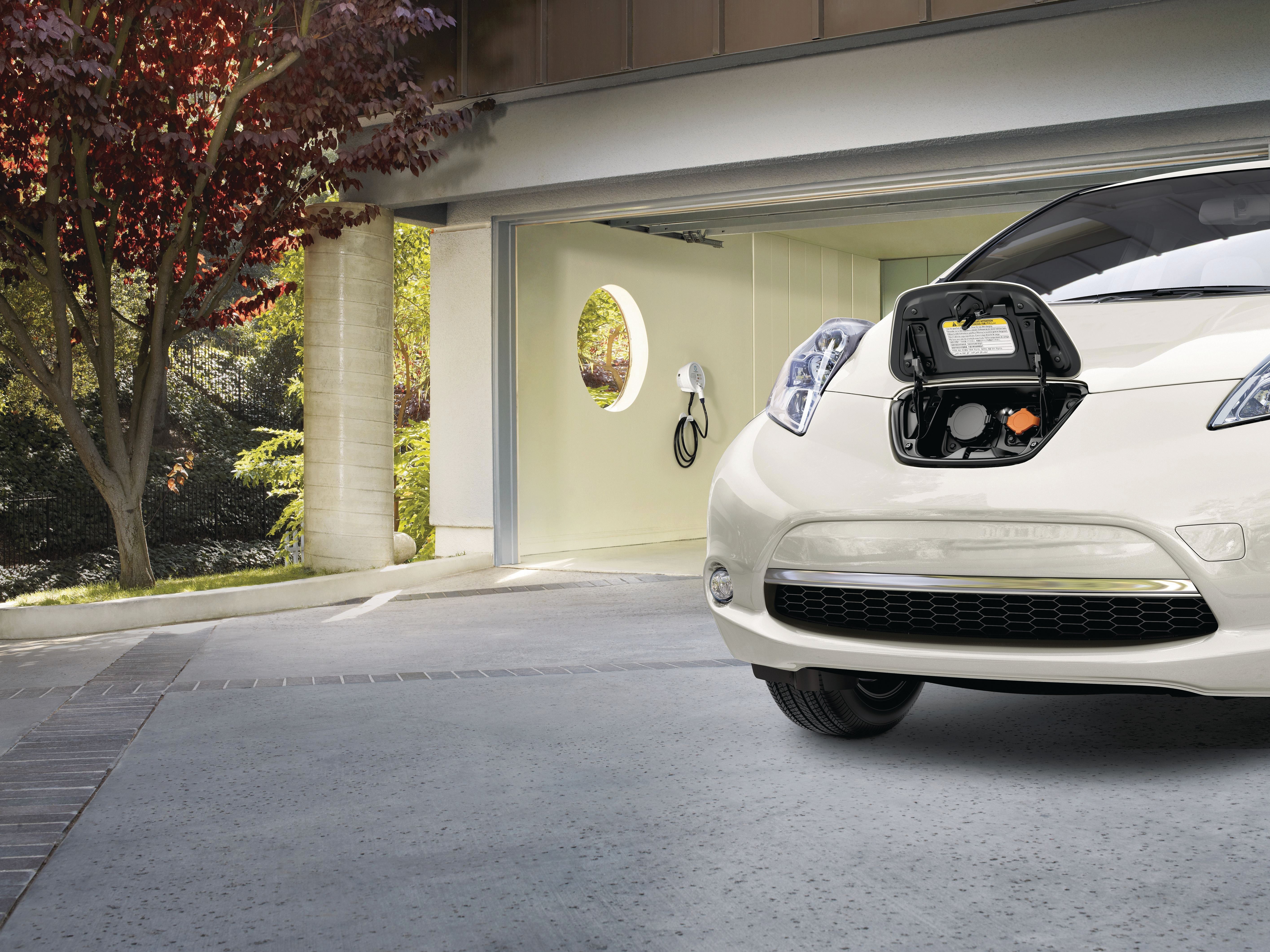 electric-vehicle-photo
